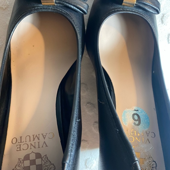 VINCE CAMUTO Black Wedge with Bow Toe - Picture 7 of 16